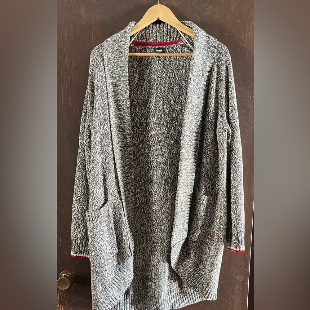 Roots cabin Cardigan